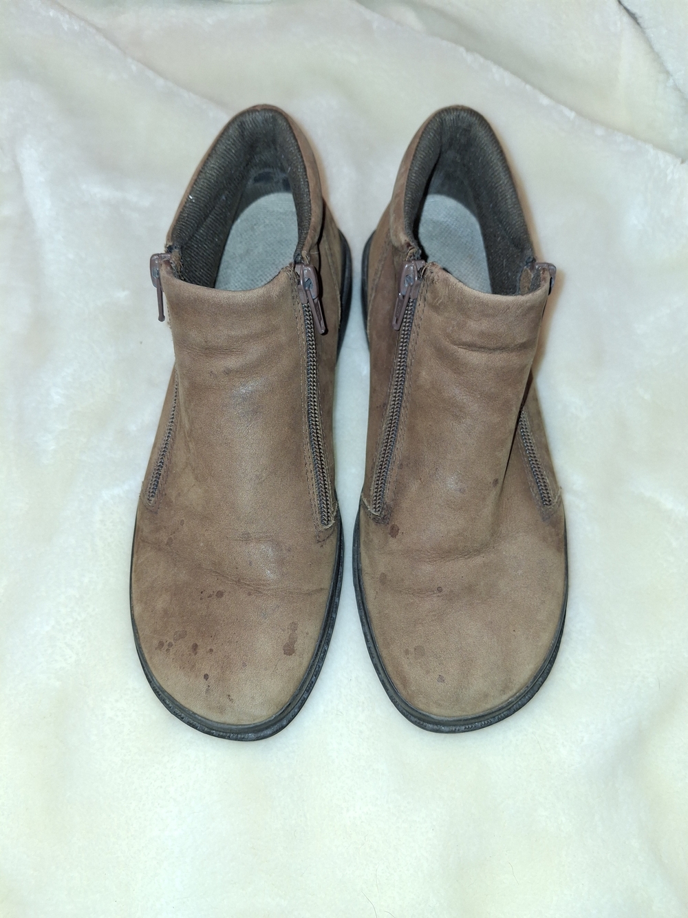 Easyspirit Women's Brown Zip-Front Suede Casual Shoes